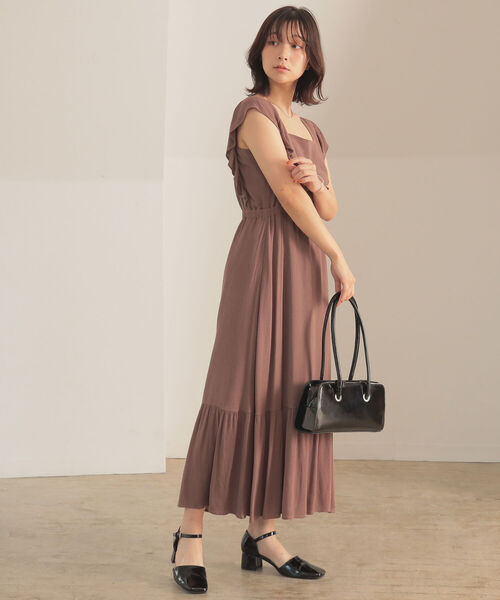 BeAMS DOT(ビームスドット)の「【WEB限定】BeAMS DOT / エプロン フリル ワンピース(ワンピース・レディース・グレー系その他/ケリー/ブラウン系その他5・FREE)」の7枚目の写真