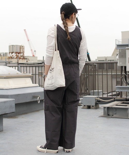 THE SHINZONE(ザ シンゾーン)の「THE SHINZONE/シンゾーン タンクオールインワン TANK ALL IN ONE 21MMSPA03(つなぎ/オールインワン・レディース・ブラック/ブルー・36/34)」の16枚目の写真