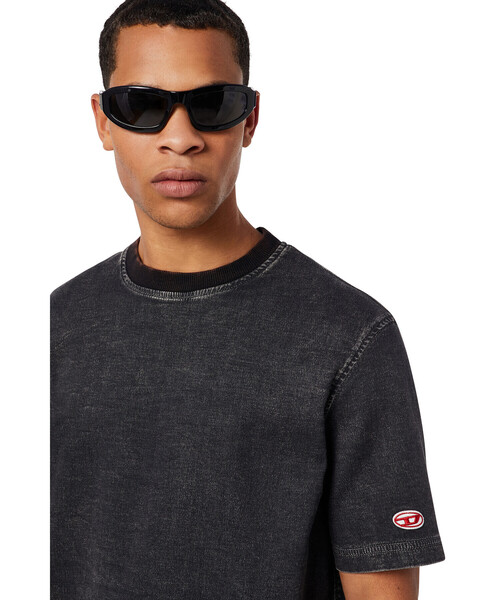 DIESEL（ディーゼル）の「DIESEL メンズ Tシャツ デニム ジョグファブリック サステナブル（Tシャツ/カットソー・メンズ・ブラック・X-SMALL/MEDIUM/LARGE/SMALL/X-LARGE/XX-LARGE）」の3枚目の写真