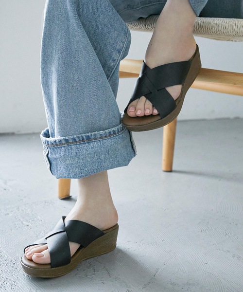 Fashion Letter(ファッションレター)の「日本製ウェッジソールクロスデザインサンダル 痛くないサンダル(サンダル・レディース・ブラック/ダークブラウン/キャメル/ホワイト・S/M/L/LL)」の12枚目の写真