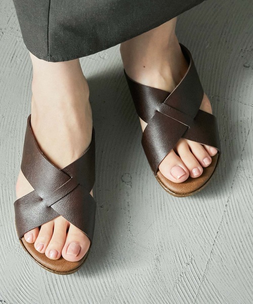 Fashion Letter(ファッションレター)の「日本製ウェッジソールクロスデザインサンダル 痛くないサンダル(サンダル・レディース・ブラック/ダークブラウン/キャメル/ホワイト・S/M/L/LL)」の18枚目の写真