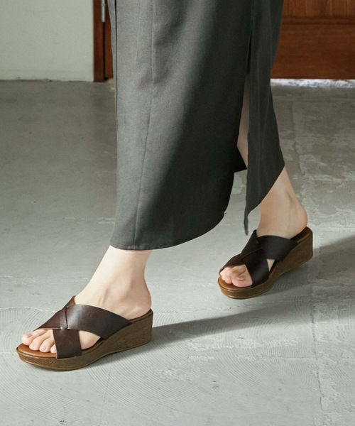 Fashion Letter(ファッションレター)の「日本製ウェッジソールクロスデザインサンダル 痛くないサンダル(サンダル・レディース・ブラック/ダークブラウン/キャメル/ホワイト・S/M/L/LL)」の21枚目の写真