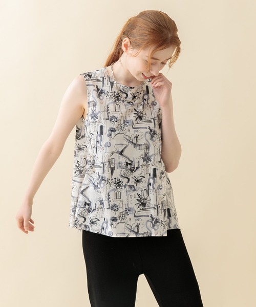 CLOCHE（クロシェ）の「cloche 街柄綿ブラウス（シャツ/ブラウス・レディース・ホワイト/カーキ/ブルー・FREE）」の2枚目の写真