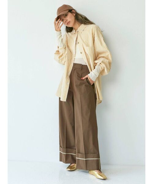 Ungrid（アングリッド）の「スクエアトゥフラットシューズ（パンプス・レディース・ブラック/ゴールド・S/M/L）」の10枚目の写真