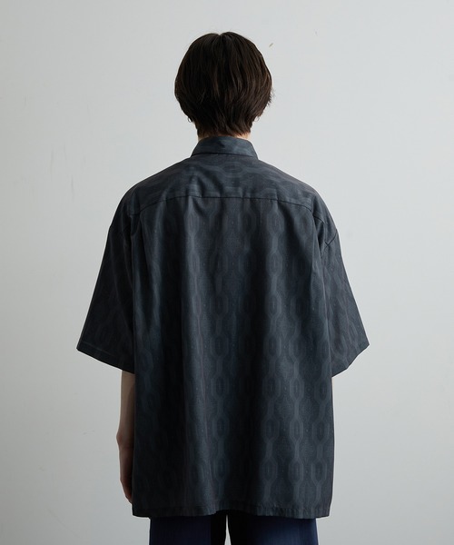 JUNRED（ジュンレッド）の「オールドファブリックドレープルーズシャツ（シャツ/ブラウス・メンズ・モスグリーン/チャコールグレー・S/M/L）」の11枚目の写真