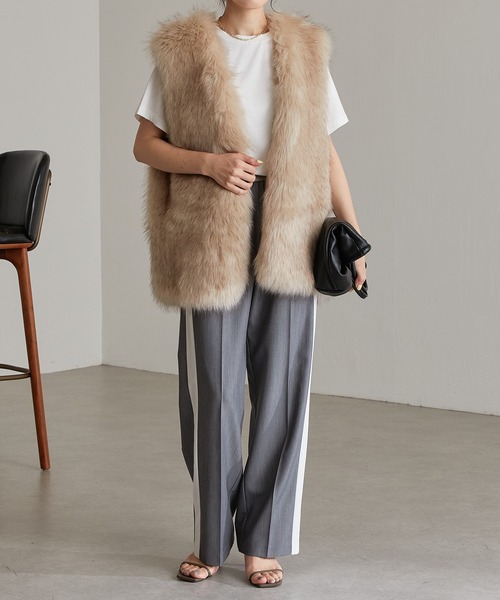 COLLAGE GALLARDAGALANTE（コラージュガリャルダガランテ）の「進化したトラックパンツ/楽ちん/美脚効果/ゴムベルトサイドラインパンツ/手洗い可（スラックス・レディース・ライトグレー/ベージュ・FREE）」の7枚目の写真