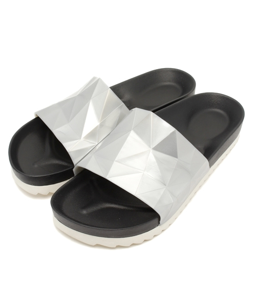 UNITED NUDE（ユナイテッドヌード）の「UNITED NUDE 『RUBBER SANDAL』（サンダル・メンズ・ブラック/ブルー/シルバー・43/42/40/41）」の3枚目の写真