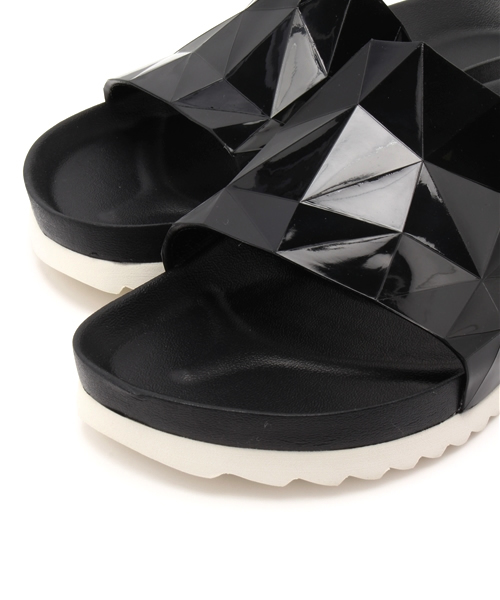 UNITED NUDE（ユナイテッドヌード）の「UNITED NUDE 『RUBBER SANDAL』（サンダル・メンズ・ブラック/ブルー/シルバー・43/42/40/41）」の8枚目の写真