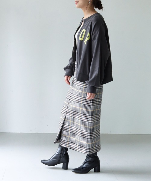HER CLOSET(ハークローゼット)の「【shemoshelly】WEB限定カレッジロゴ裏毛スウェットカーディガン(スウェット・レディース・チャコールグレー/ブラック/グレー/グリーン・M)」の20枚目の写真