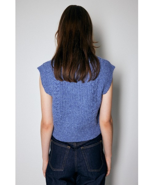 MOUSSY（マウジー）の「CABLE KNIT ベスト（ベスト・レディース・ブルー/ベージュ/グリーン・FREE）」の5枚目の写真