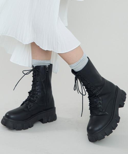 値下げしました！ミリタリーブーツ セール】モード感漂うデザイン。レースアップ ミドル丈 厚底ブーツ