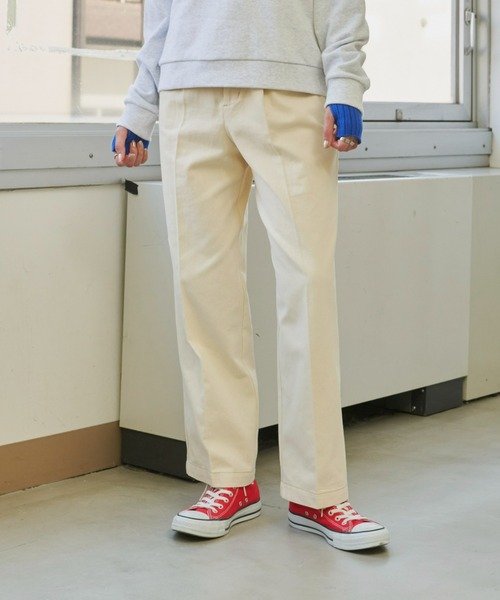 Auntie Rosa Holiday(アンティローザホリデー)の「配色ステッチハイライズチノトラウザー / サイズ展開あり(チノパンツ・レディース・ブラック/ベージュ/アイボリー・SMALL/MEDIUM)」の7枚目の写真