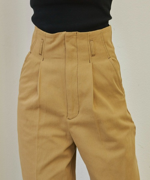 Auntie Rosa Holiday(アンティローザホリデー)の「配色ステッチハイライズチノトラウザー / サイズ展開あり(チノパンツ・レディース・ブラック/ベージュ/アイボリー・SMALL/MEDIUM)」の20枚目の写真