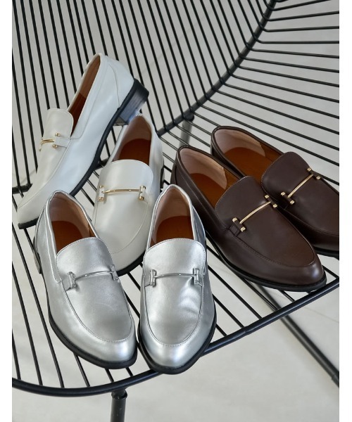 Re:EDIT（リエディ）の「[2024SS COLLECTION][大きいサイズ有]アーモンドトゥビットローファー（ローファー・レディース・グリーン/ブラック/ブラウン/アイボリー/シルバー/ブラック系その他/ブラウン系その他/ホワイト系その他・SMALL/MEDIUM/X-LARGE/XX-LARGE/LARGE）」の21枚目の写真