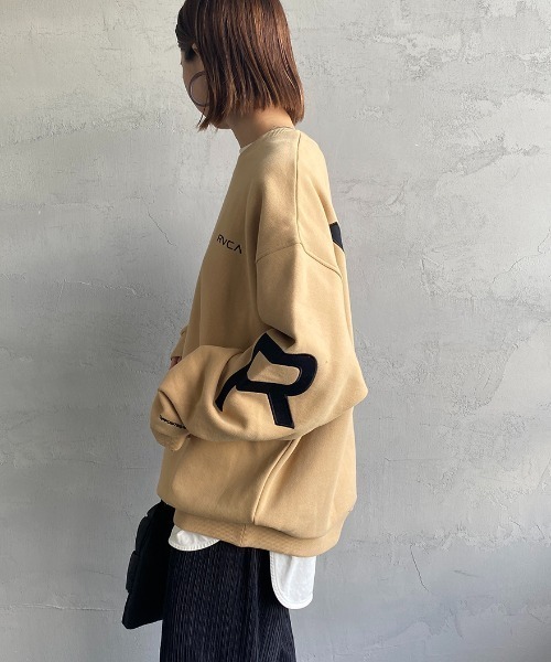 【RVCA】 LOVE OR HATE ロゴクルーネック スウェット セール】[RVCA/ルーカ] ビックブランドロゴ クルーネック