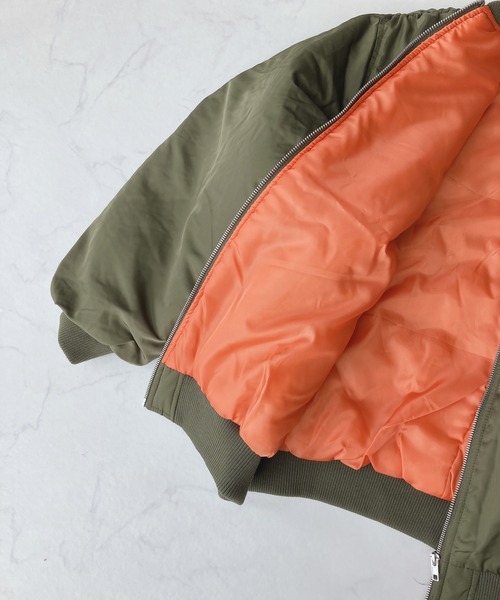 AS KNOW AS plus（アズノゥアズプラス）の「♪ビッグ ボリュームMA-1 ブルゾン（MA-1・レディース・アイボリー/カーキ/ブラック・FREE）」の15枚目の写真