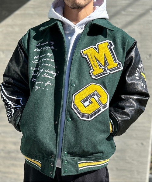 What it isNt）ART BY MARKGONZALES（ワットイットイズント）の「What