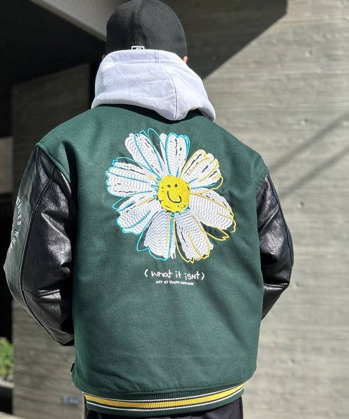 What it isNt）ART BY MARKGONZALES（ワットイットイズント）の「What