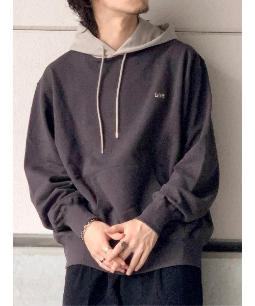 Lee(リー)の「【Lee】バイカラーパーカー(パーカー・メンズ・ブラック・M/XL/L)」の5枚目の写真