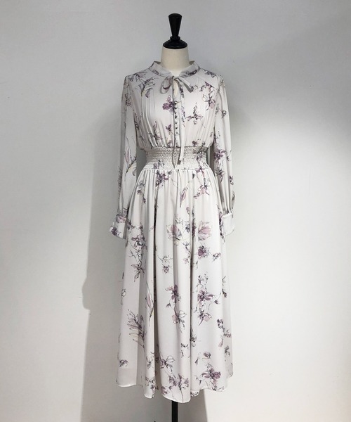 Noelaぼかしフラワーブラウス NOELA（ノエラ）の「ぼかしフラワーワンピース（ワンピース）」 - WEAR