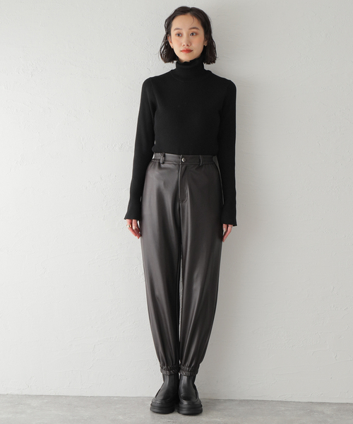 ROSEanna(ローズアンナ)の「【ROSEANNA/ローズアンナ】FAKEレザーPT:パンツ(その他パンツ・レディース・ブラウン・36)」の5枚目の写真