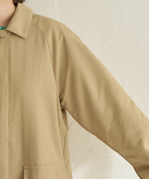 LBC（エルビーシー）の「【洗えるコート】ナイロンワッシャーステンカラーコート（ピーコート・レディース・ミント/ベージュ/グレー・M/L）」の15枚目の写真