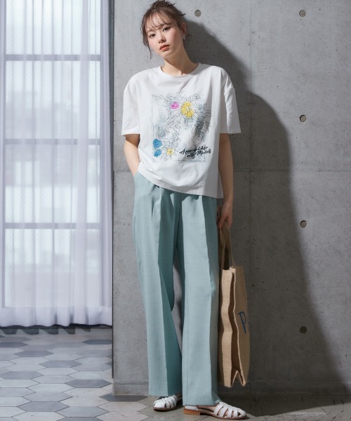 miclat(ミクラ)の「大きいサイズ miclatオリジナルプリントTシャツ(Tシャツ/カットソー・レディース・チャコールグレー/オフホワイト/グリーン系・L/3L/LL/5L/4L)」の9枚目の写真