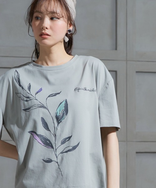 miclat(ミクラ)の「大きいサイズ miclatオリジナルプリントTシャツ(Tシャツ/カットソー・レディース・チャコールグレー/オフホワイト/グリーン系・L/3L/LL/5L/4L)」の6枚目の写真