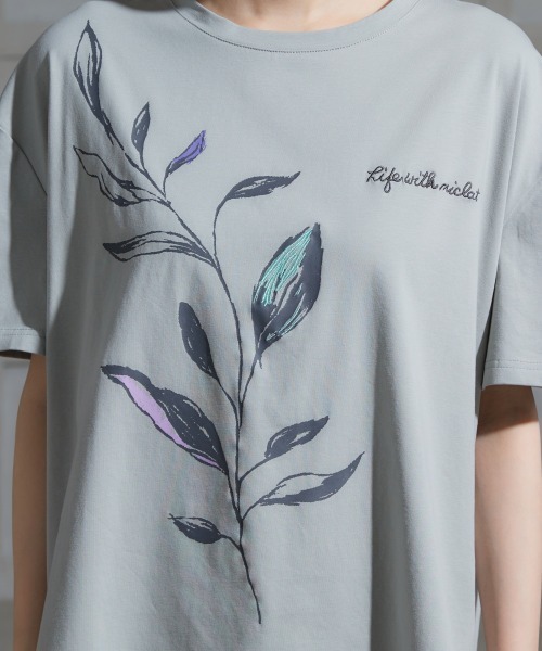 miclat(ミクラ)の「大きいサイズ miclatオリジナルプリントTシャツ(Tシャツ/カットソー・レディース・チャコールグレー/オフホワイト/グリーン系・L/3L/LL/5L/4L)」の22枚目の写真