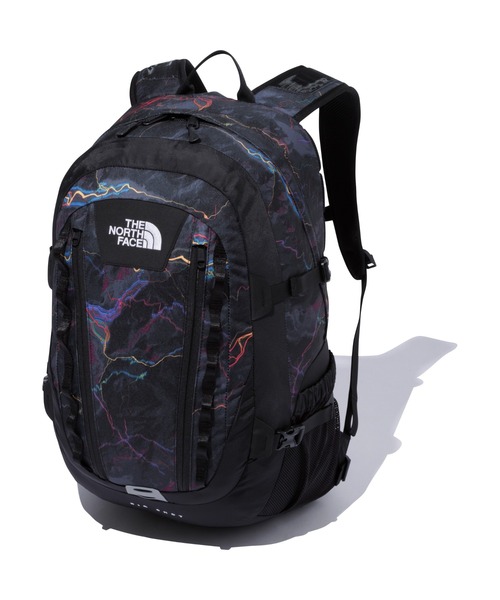 THE NORTH FACE（ザノースフェイス）の「ザ・ノースフェイス /ビッグショット NM72301（バックパック/リュック・メンズ・ブラックミックス/ブラウン系/カーキ/ブラック/グレー/ネイビー/ブラウン系その他/グリーン系その他/ブラック系その他/パープル系その他/ブラック系その他2/ベージュ系その他/レッド系その他/ブルー系その他・ONE SIZE）」の3枚目の写真