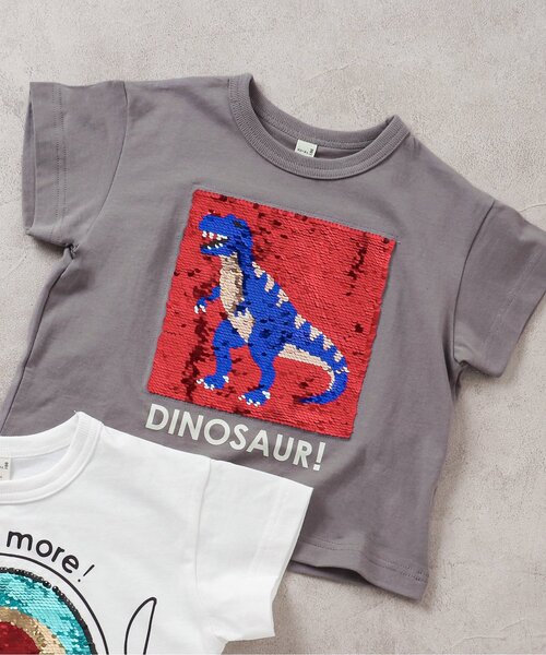 apres les cours（アプレレクール）の「スパンコールきょうりゅう・食べ物Tシャツ（Tシャツ/カットソー・キッズ・オフホワイト/チャコール・80/110/130/100/120/90）」の2枚目の写真