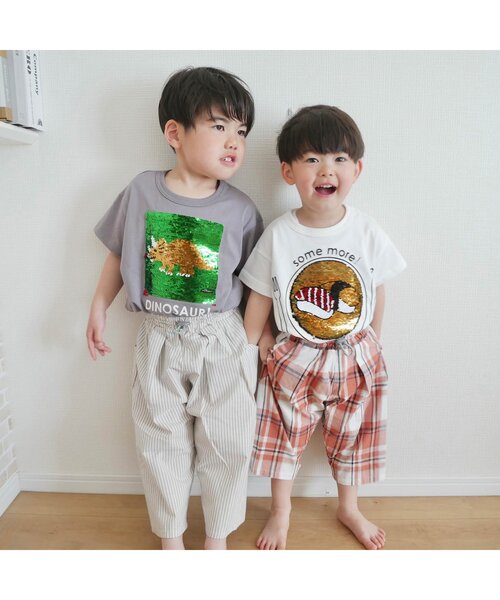 apres les cours（アプレレクール）の「スパンコールきょうりゅう・食べ物Tシャツ（Tシャツ/カットソー・キッズ・オフホワイト/チャコール・80/110/130/100/120/90）」の19枚目の写真