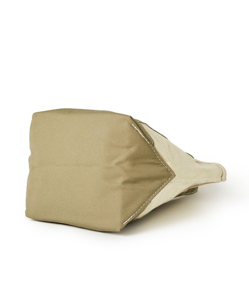 UNIVERSAL OVERALL(ユニバーサルオーバーオール)の「【UNIVERSAL OVERALL】TOTE BAG / 頒布トートバッグ(トートバッグ・レディース・ホワイト系2/ホワイト系4/ホワイト系5/ホワイト系3/ホワイト系1/ホワイト系6・FREE)」の9枚目の写真