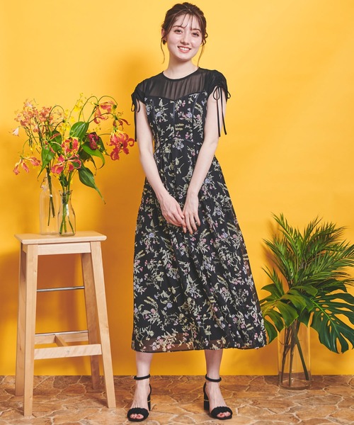 [中古]西洋新聞と白薔薇のコルセットワンピース 西洋新聞と白薔薇のコルセットワンピース – ManusMachina