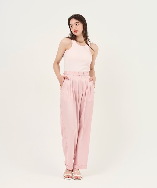 TINA:JOJUN(ティーナジョジュン)の「4タック サテンストレートパンツ TINA:JOJUN(その他パンツ・レディース・ピンク/ライトベージュ・S/M)」の3枚目の写真