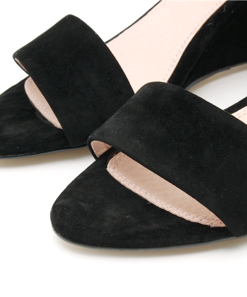 ROSE BUD（ローズバッド）の「(ROSE BUD)B235-39 VELOUR ANKLE STRAP SANDAL【sweet掲載】【City Living京都掲載】【カタログ掲載】アンクルストラップサンダル（サンダル・レディース・ブラック/ライトグレー/ベージュ系その他・35/39/38/36/37）」の6枚目の写真