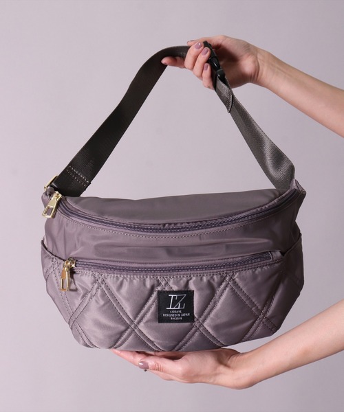 LIZDAYS（リズデイズ）の「(LF)【LIZDAYS】キルティング ナイロン ボディバッグ（ボディバッグ/ウエストポーチ・レディース・ベージュ/ダークグレー/ブラック・ONE SIZE）」の10枚目の写真