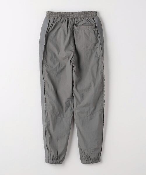 THE PARK SHOP（ザパークショップ）の「＜THE PARK SHOP＞ PARMY トレーニングパンツ 125cm-135cm（その他パンツ・キッズ・グレー・135cm/125cm）」の2枚目の写真