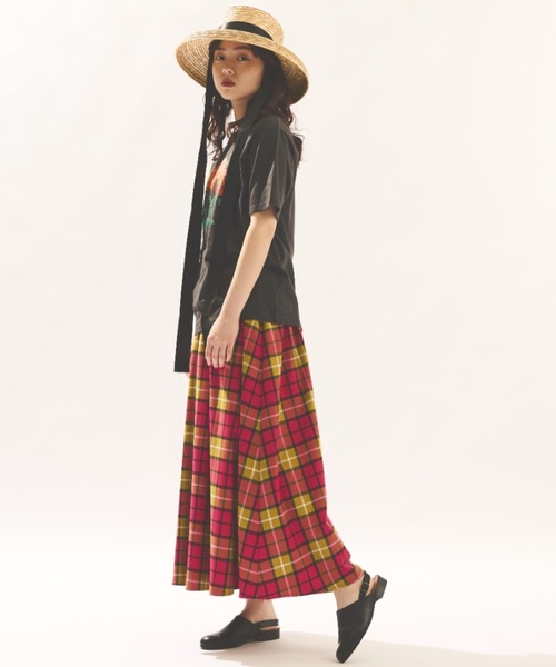 MERLOT(メルロー)の「フラワープリントT(Tシャツ/カットソー・レディース・ホワイト/ブラック・FREE)」の20枚目の写真