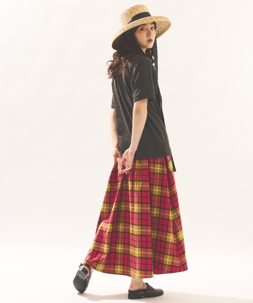 MERLOT(メルロー)の「フラワープリントT(Tシャツ/カットソー・レディース・ホワイト/ブラック・FREE)」の21枚目の写真