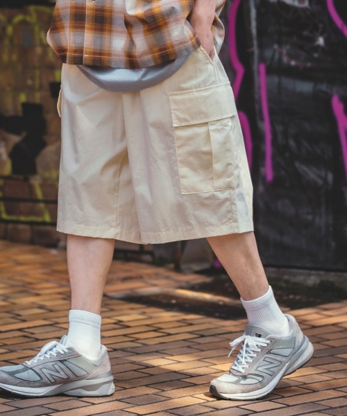 improves（インプローブス）の「ワイド カーゴ ショートパンツ（カーゴパンツ・メンズ・ホワイト/ベージュ/ブラック/カーキ・FREE）」の6枚目の写真