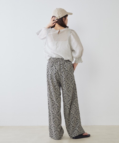 PUAL CE CIN（ピュアルセシン）の「タックショルダー シャーリングシアーブラウス（シャツ/ブラウス・レディース・ライトグレー/ベージュ/オフホワイト・FREE）」の15枚目の写真