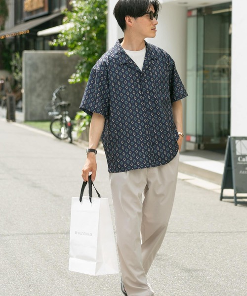 ITEMS URBANRESEARCH（アイテムズ アーバンリサーチ）の「『イージーケア』AIRLY 1-tuck イージーパンツ（その他パンツ・メンズ・オリーブ/ブラック/ライトベージュ/ブルー系その他・LARGE/MEDIUM）」の13枚目の写真