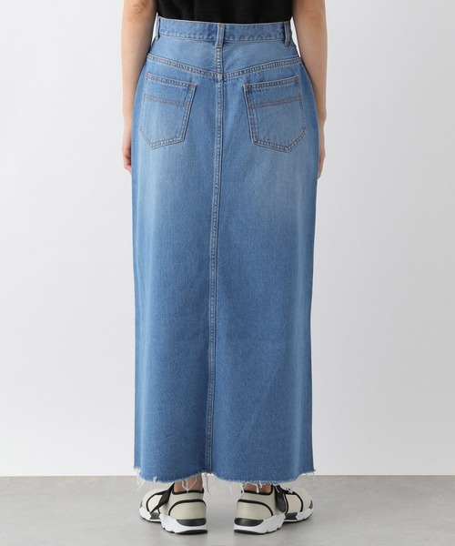 LEPSIM(レプシィム)の「アシメスリットデニムスカート 704344(スカート・レディース・ライトブルー/ブルー・LARGE/MEDIUM)」の13枚目の写真