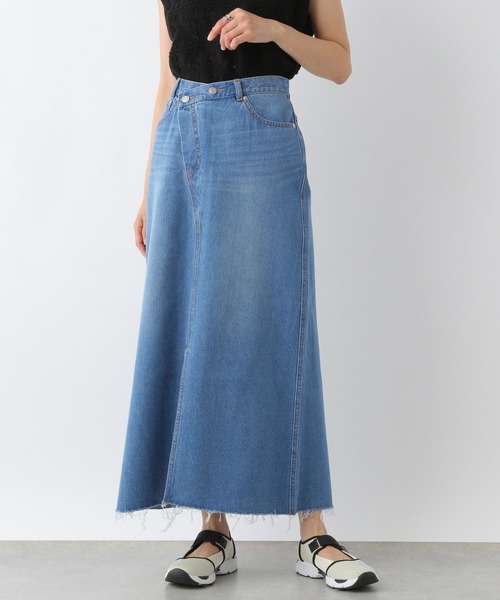 LEPSIM(レプシィム)の「アシメスリットデニムスカート 704344(スカート・レディース・ライトブルー/ブルー・LARGE/MEDIUM)」の15枚目の写真