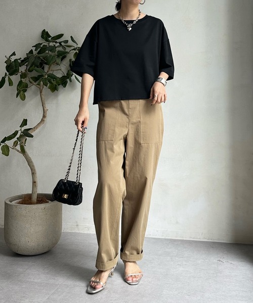 DouDou(ドゥドゥ)の「ショート丈TEE(Tシャツ/カットソー・レディース・ブラック/オフホワイト/オリーブ/レモンイエロー・FREE)」の14枚目の写真