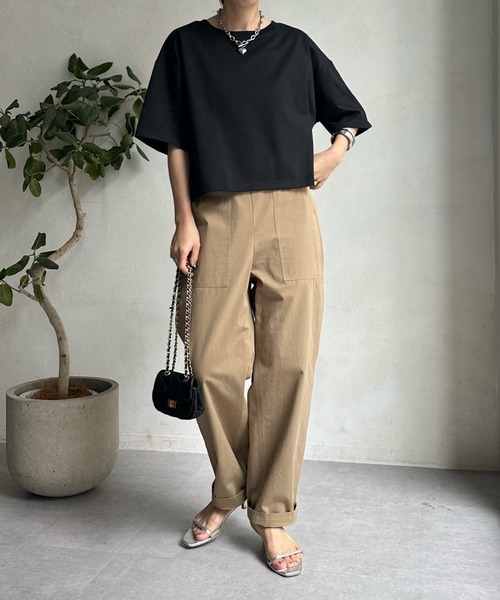 DouDou(ドゥドゥ)の「ショート丈TEE(Tシャツ/カットソー・レディース・ブラック/オフホワイト/オリーブ/レモンイエロー・FREE)」の17枚目の写真