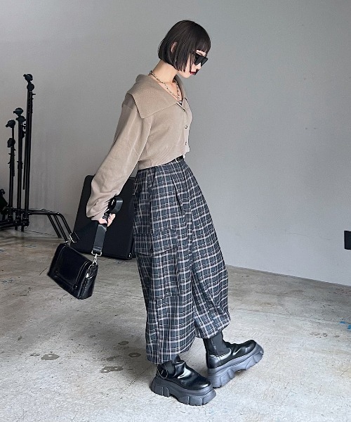 PAGEBOY(ページボーイ)の「BIGカラーショートカーディガン(カーディガン/ボレロ・レディース・ボルドー/ロイヤルブルー/モカ/ブラック・FREE)」の16枚目の写真