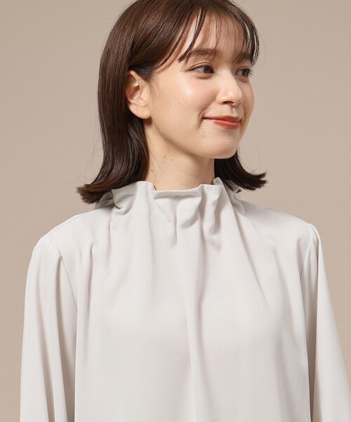 SHOO・LA・RUE（シューラルー）の「◆【S-3L/通勤/デイリー/セレモニーにも】フリルスタンドカラーブラウス【CIRCRIC】（シャツ/ブラウス・レディース・ベージュ系その他7/ブラック系3/ホワイト系6・02/05/03/01/04）」の21枚目の写真