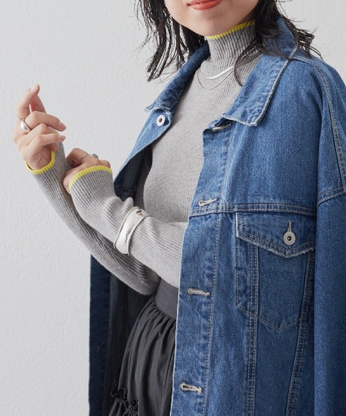 COLONY 2139（コロニートゥーワンスリーナイン）の「PBT配色ラインハイネックリブニット（ニット/セーター・レディース・サックスブルー/グレー/オレンジ/ベージュ/ライトグリーン/アイボリー/ブラック/ブルー・FREE）」の15枚目の写真